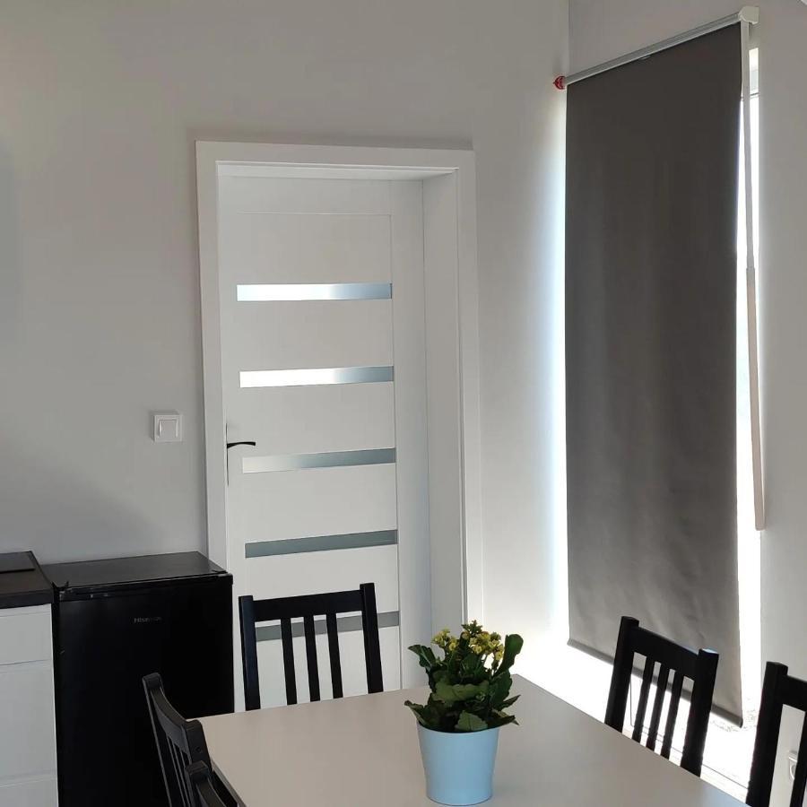 Apartamenty Wilga Spokojne Miejsce Z Calorocznym Jacuzzi I Letnim Basenem Exterior photo